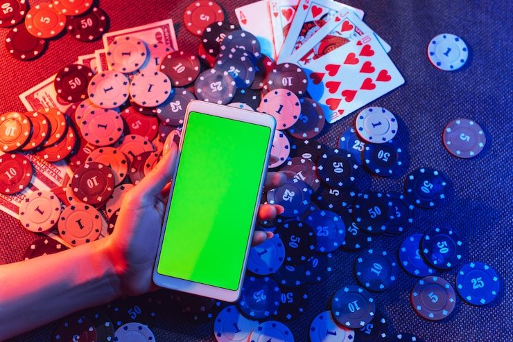 Fortune Mouse slot grid with cascading symbols and real-time payout display